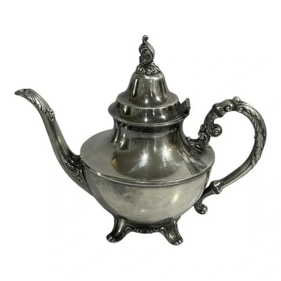 WM A Rogers Silver Plated Copper Tea Pot 2577 - Picture 2 of 7